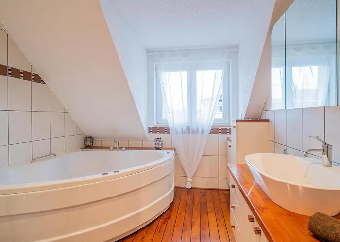 Villa Ma Vie'la - Swimming Pool - Balneo - Jacuzzi - Sauna Rhinau